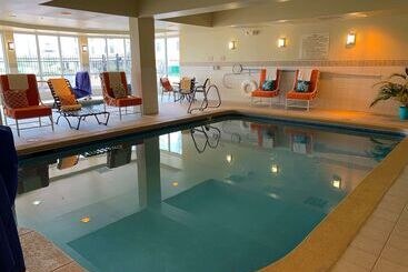 هتل Hilton Garden Inn Colorado Springs Airport