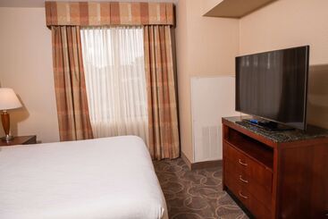 هتل Hilton Garden Inn Erie