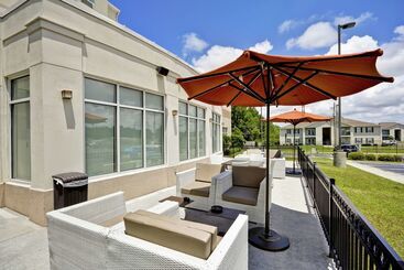 هتل Hilton Garden Inn Gulfport Airport