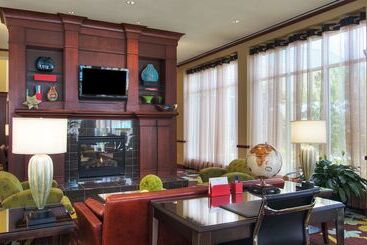 هتل Hilton Garden Inn Houstonpearland