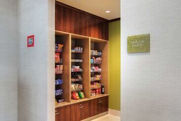هتل Hilton Garden Inn Houstonpearland