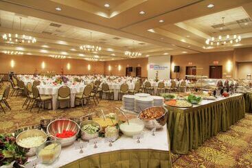 هتل Hilton Garden Inn Houstonpearland