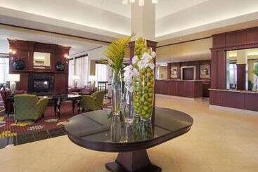 هتل Hilton Garden Inn Houstonpearland
