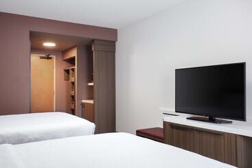 هتل Hilton Garden Inn Kalispell