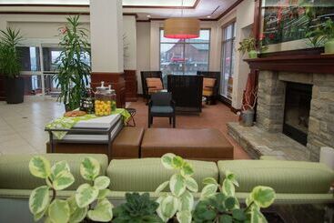 هتل Hilton Garden Inn Lexington Georgetown