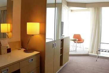 هتل Hilton Garden Inn Los Angeles Montebello