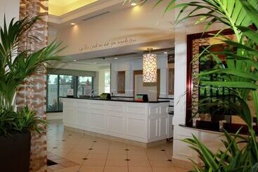 هتل Hilton Garden Inn Mobile West I 65/airport Blvd