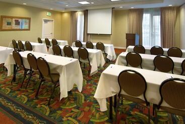 هتل Hilton Garden Inn Newport News