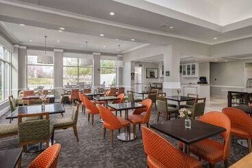 هتل Hilton Garden Inn Overland Park