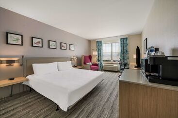 هتل Hilton Garden Inn Rockford