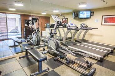Holiday Inn Express Hotel & Suites Auburn, An Ihg