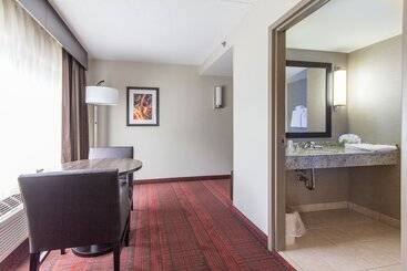 Holiday Inn Express Hotel & Suites Auburn, An Ihg