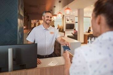 هتل Atwell Suites Austin Airport, An Ihg