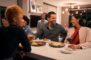 هتل Atwell Suites Austin Airport, An Ihg