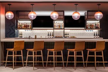 هتل Atwell Suites Austin Airport, An Ihg