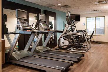 Отель Holiday Inn Express & Suites Wausau, An Ihg