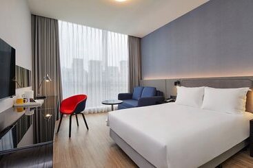 هتل Holiday Inn Express Taichung Park, An Ihg