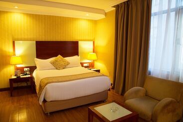 Jupiter International Hotel   Cazanchis
