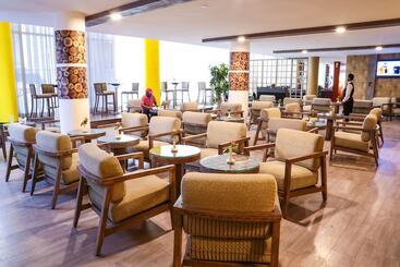 Jupiter International Hotel   Cazanchis