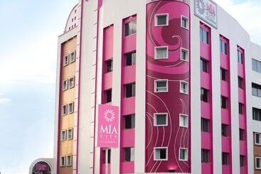 هتل Mia City Villa Hermosa