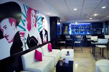 هتل Mia City Villa Hermosa