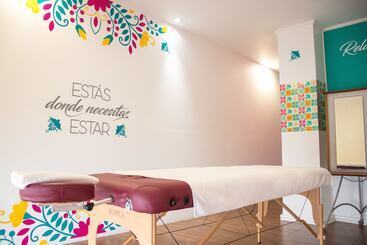 هتل Mia City Villa Hermosa