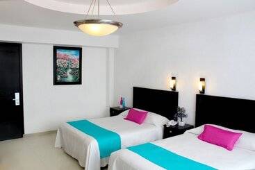 هتل Mia City Villa Hermosa