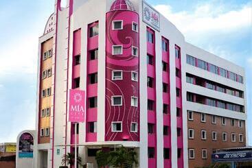 هتل Mia City Villa Hermosa