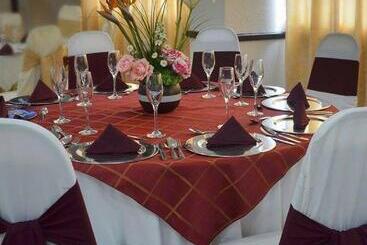 هتل Mia City Villa Hermosa