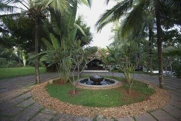 هتل Niraamaya Wellness Retreats, Surya Samudra, Kovalam