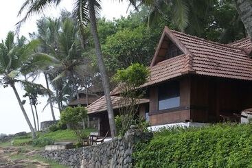 هتل Niraamaya Wellness Retreats, Surya Samudra, Kovalam
