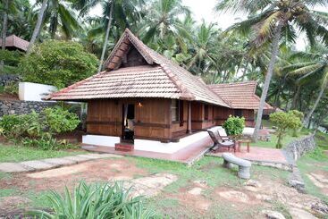 هتل Niraamaya Wellness Retreats, Surya Samudra, Kovalam