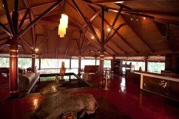 هتل Niraamaya Wellness Retreats, Surya Samudra, Kovalam