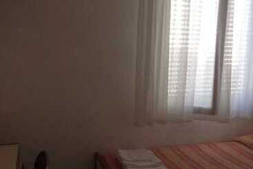 هتل Ornella