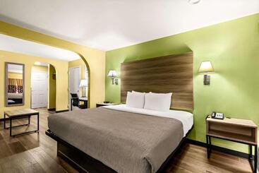 בית מלון כפרי Quality Inn Bay City Tx