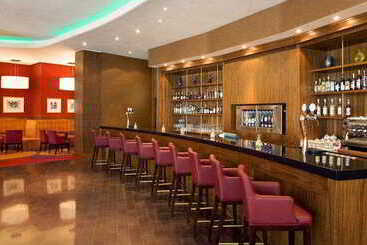 هتل Renaissance Moscow Monarch Centre By Marriott