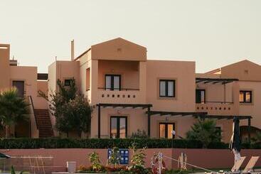 Silver Beach Hotel & Apartments