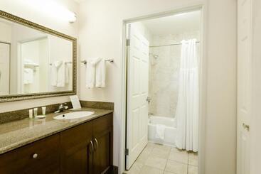 هتل Staybridge Suites Austin Airport, An Ihg