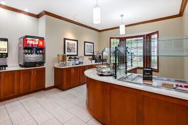 هتل Staybridge Suites Kalamazoo, An Ihg