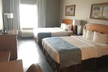 هتل Wingate By Wyndham Bentonville