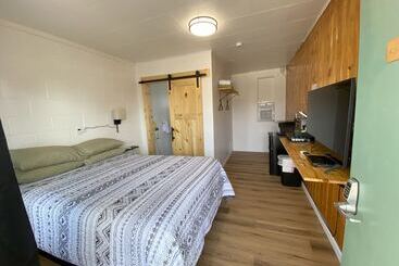 The Sage Motel