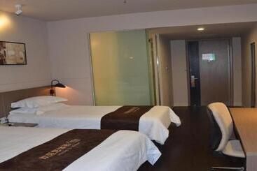 هتل Jinjiang Inn Select Huai An Hexia Guzhen Xiangyu Avenue