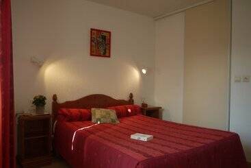 مبيت وإفطار Castel Mireio