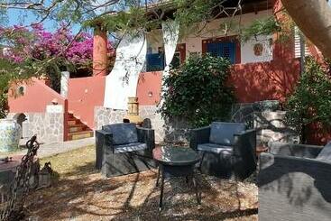 مبيت وإفطار Villino Miraglia