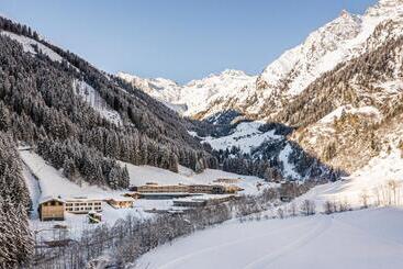 هتل Feuerstein Nature Family Resort