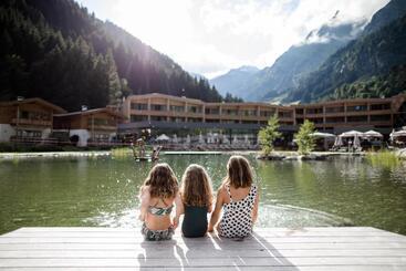 هتل Feuerstein Nature Family Resort
