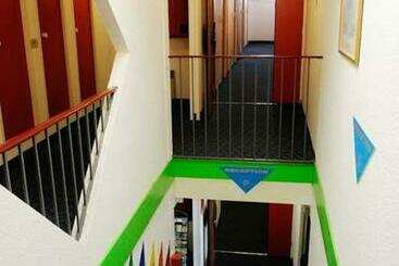Lemon Hotel   Rouen