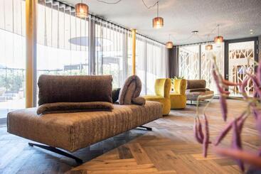 هتل Quellenhof Luxury Resort Passeier