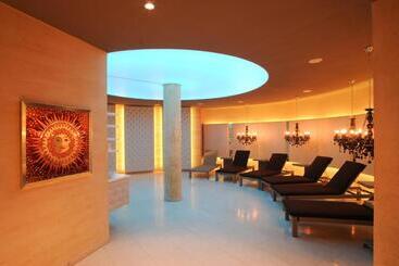 هتل Quellenhof Luxury Resort Passeier