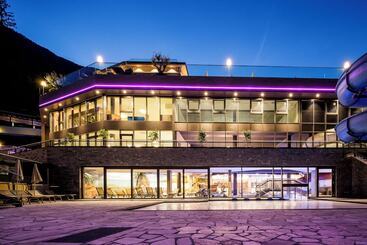 هتل Quellenhof Luxury Resort Passeier